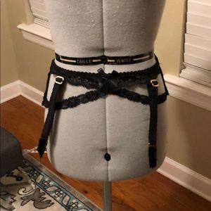 Agent Provocateur Seductive Black Lace Garter Belt